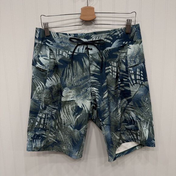 lululemon athletica Other - Lululemon Men's W32xL10 Blue Palms Current State Board Swim Shorts Pool Beach